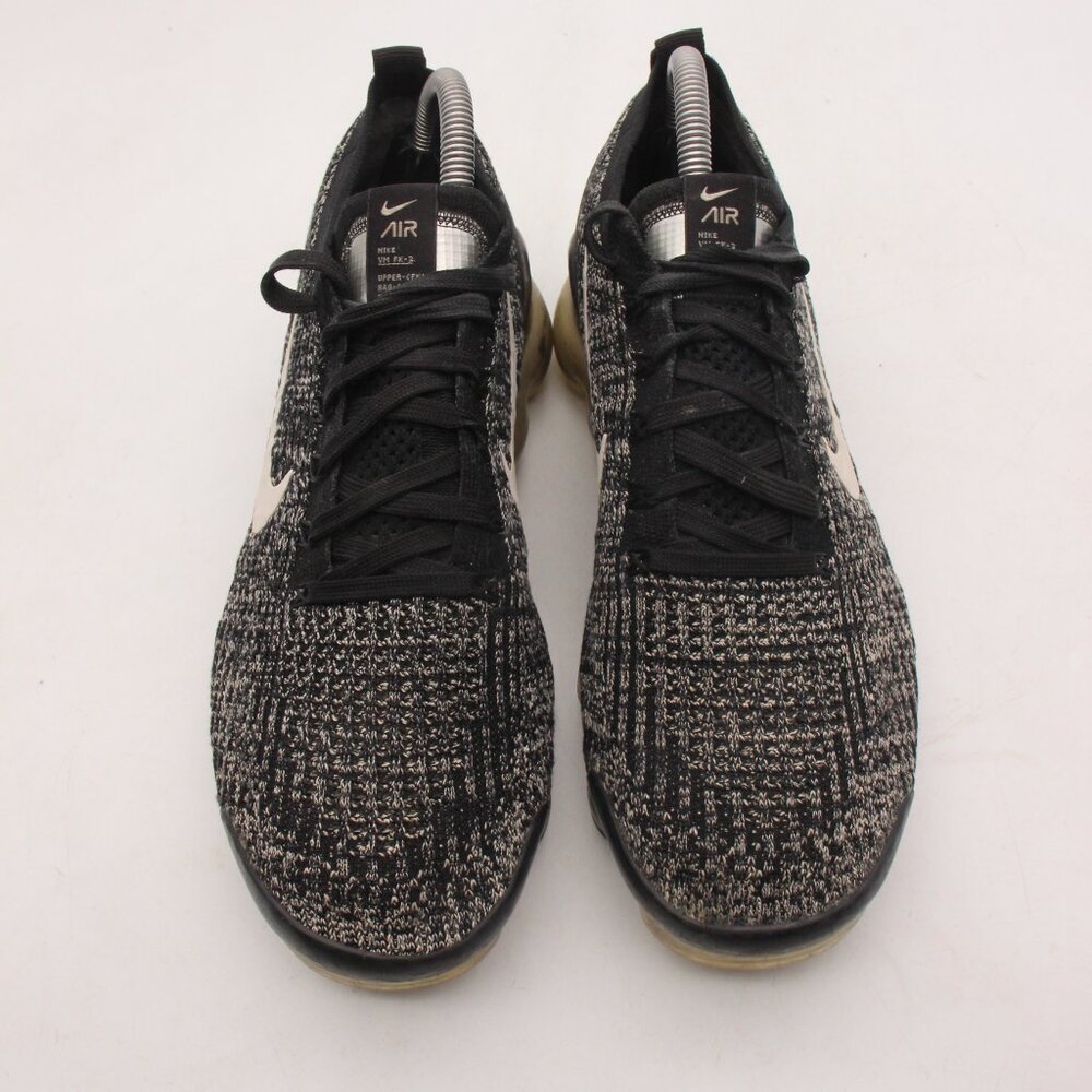 Nike Air Vapormax Flyknit 3 Men's Size 8 Black Oreo Sneakers Shoes AJ6900-002 - Picture 2 of 10